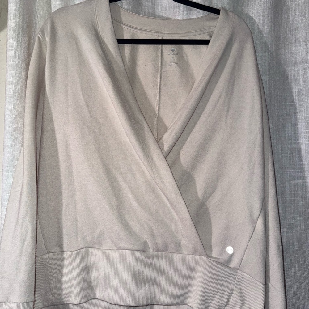 Apana Cream Crossover Sweatshirt